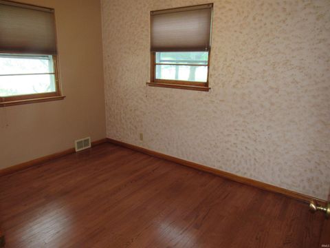 Tiny photo for 338 S DIXON Road, Kokomo, IN 46901 (MLS # 202533065)