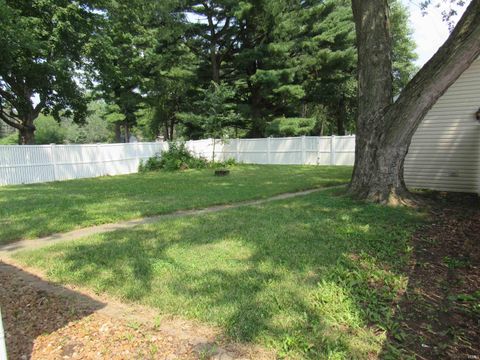 Tiny photo for 338 S DIXON Road, Kokomo, IN 46901 (MLS # 202533065)