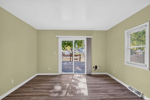 Tiny photo for 715 PARK Avenue, Lafayette, IN 47904 (MLS # 202624500)