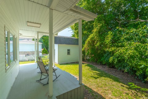 Tiny photo for 1307 Sunday Lane, Winona Lake, IN 46590 (MLS # 202631395)