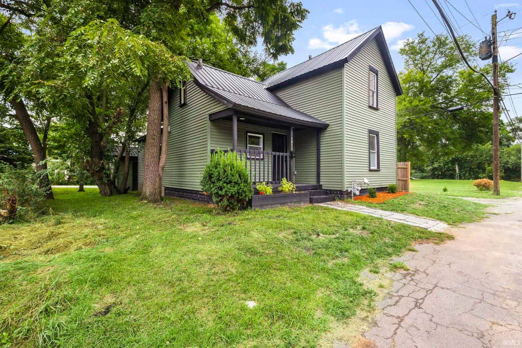 Photo of 1812 Columbia Street, South Bend, IN 46613 (MLS # 202632146)