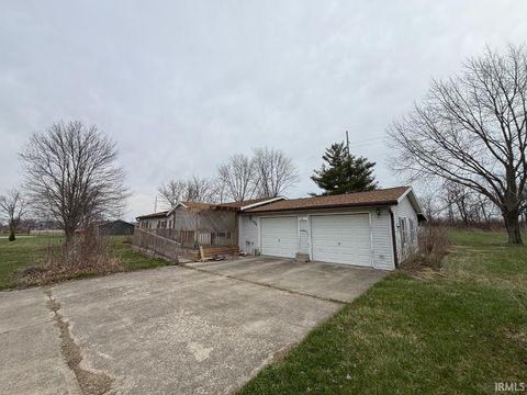Tiny photo for 10708 N Colby Avenue, Muncie, IN 47303 (MLS # 202609241)