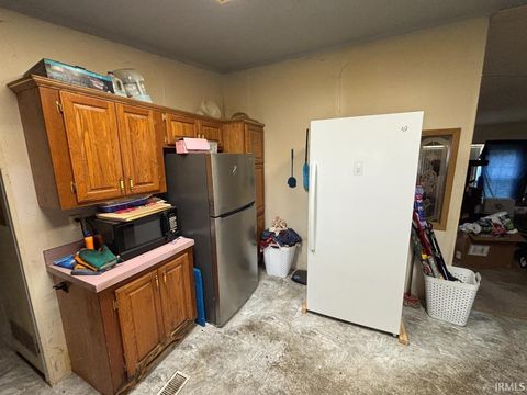 Tiny photo for 10708 N Colby Avenue, Muncie, IN 47303 (MLS # 202609241)