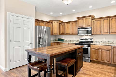 Tiny photo for 1929 Durkees Run Court, Lafayette, IN 47909 (MLS # 202629423)