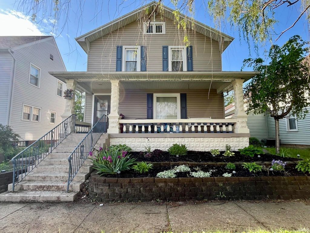 Photo of 405 E Main Street, Peru, IN 46970 (MLS # 202617395)