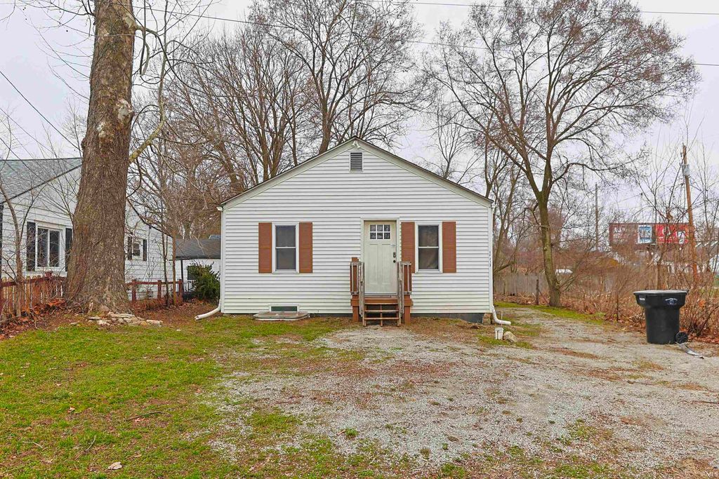 Photo of 19793 Greenacre Street, South Bend, IN 46637 (MLS # 202608056)