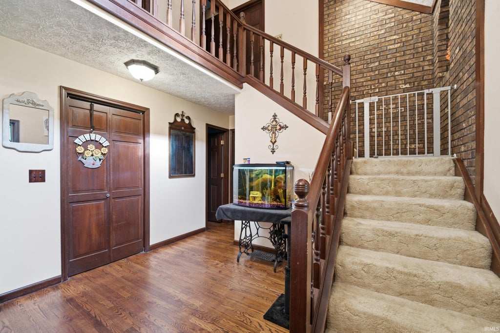 Photo of 107 Timbercrest Road, West Lafayette, IN 47906 (MLS # 202632317)