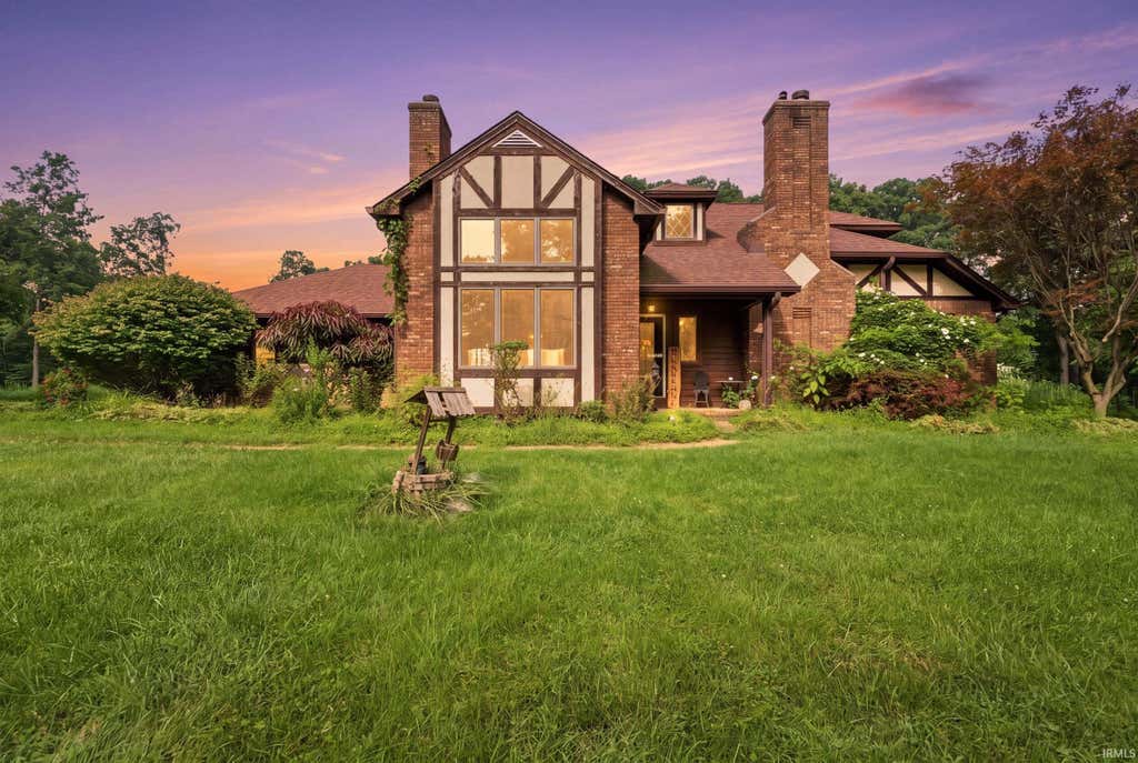 Photo of 107 Timbercrest Road, West Lafayette, IN 47906 (MLS # 202632317)
