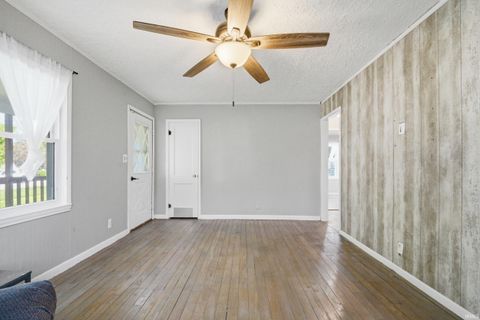 Tiny photo for 723 Park Avenue, Lafayette, IN 47904 (MLS # 202615333)