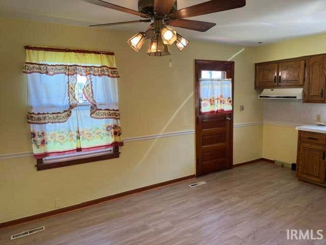Photo of 2607 W Delaware Street, Evansville, IN 47712 (MLS # 202631603)