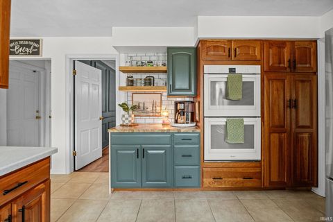 Tiny photo for 905 N Southernview Drive, Lafayette, IN 47909 (MLS # 202618997)