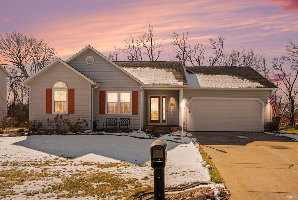 Photo of 11476 Lauren Drive, Osceola, IN 46561 (MLS # 202606160)