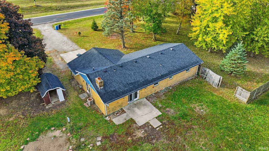 Photo of 4395 E Lincolnway Road, Columbia City, IN 46725 (MLS # 202543884)