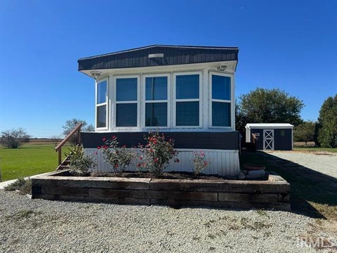 Photo of 1124 E 300 N, Peru, IN 46970 (MLS # 202642825)