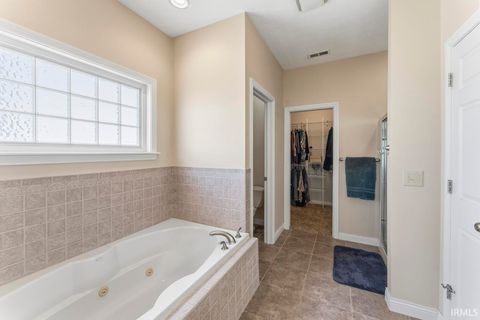Tiny photo for 1604 Tabor Court, Lafayette, IN 47909 (MLS # 202616693)