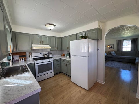 Tiny photo for 514 N WAYNE Street, Peru, IN 46970 (MLS # 202640282)