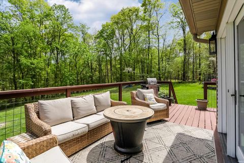 Tiny photo for 7235 S Lodge Road, Bloomington, IN 47403 (MLS # 202614397)