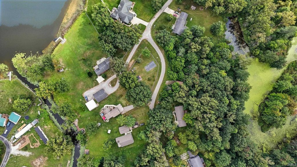 Photo of 1630 S 485 E, Lagrange, IN 46795 (MLS # 202604753)