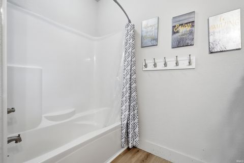 Tiny photo for 6815 S 550 E, Wolcottville, IN 46795 (MLS # 202615916)
