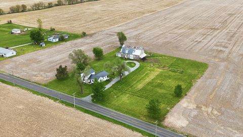 Tiny photo for 6815 S 550 E, Wolcottville, IN 46795 (MLS # 202615916)