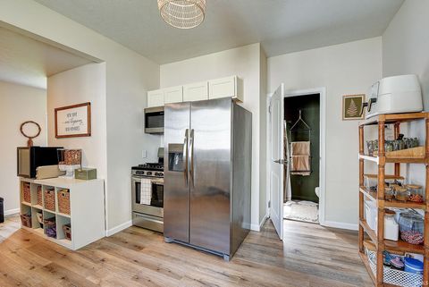 Tiny photo for 1931 Morton Street, Lafayette, IN 47904 (MLS # 202525684)