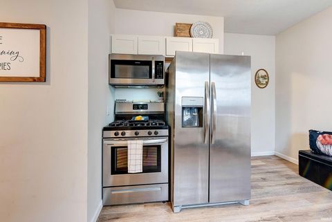 Tiny photo for 1931 Morton Street, Lafayette, IN 47904 (MLS # 202525684)