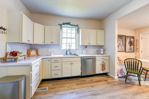 Tiny photo for 1931 Morton Street, Lafayette, IN 47904 (MLS # 202525684)