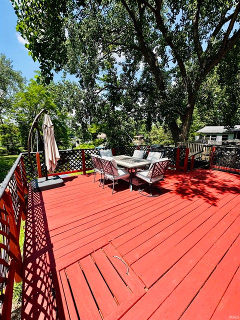 Tiny photo for 11102 N Landings Road, Monticello, IN 47960 (MLS # 202626528)