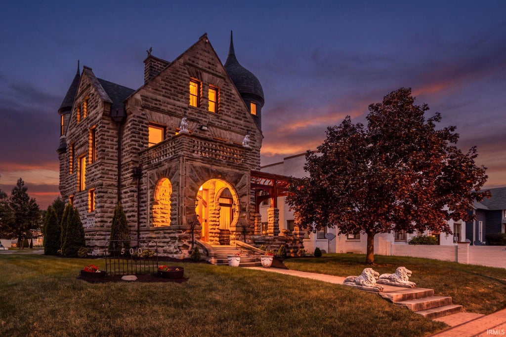 Photo of 500 E Washington Street, Frankfort, IN 46041 (MLS # 202636972)