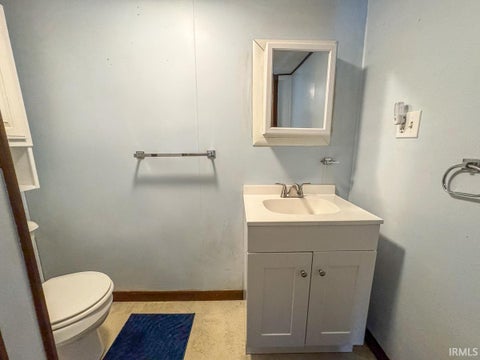Tiny photo for 404 S West Street, Winchester, IN 47394 (MLS # 202637964)
