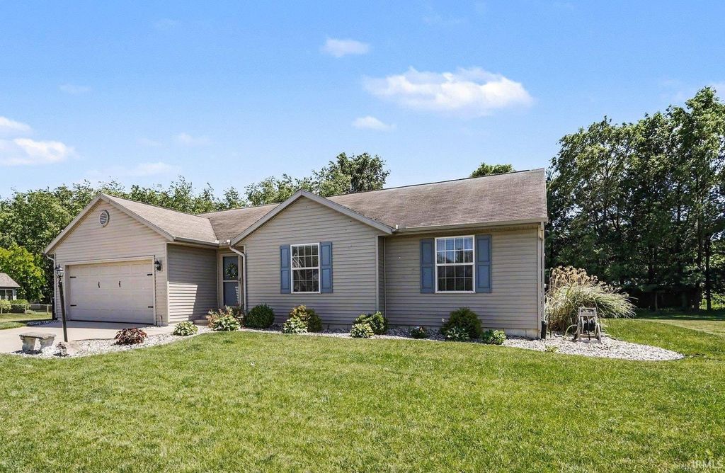Photo of 23336 Breezy Willow Trail, South Bend, IN 46628 (MLS # 202623274)