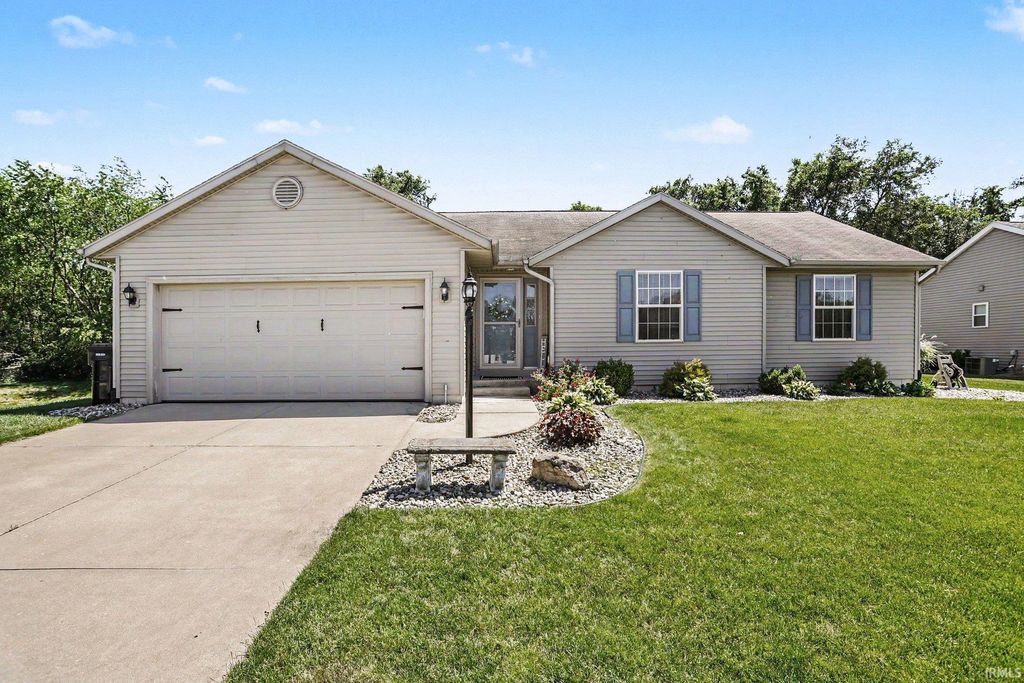 Photo of 23336 Breezy Willow Trail, South Bend, IN 46628 (MLS # 202623274)