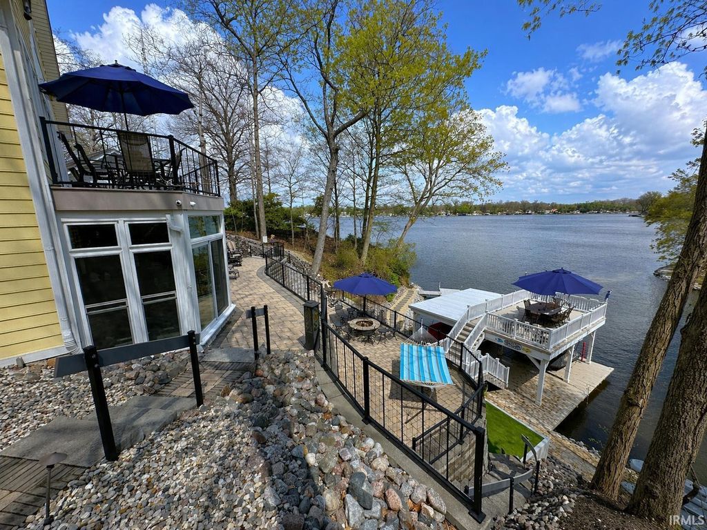 Photo of 3743 N West Shafer Drive, Monticello, IN 47960 (MLS # 202613666)