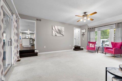 Tiny photo for 40 Blackberry Court, Lafayette, IN 47905 (MLS # 202629061)