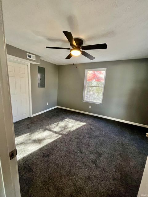 Tiny photo for 1032 S Bell Street, Kokomo, IN 46902 (MLS # 202545456)