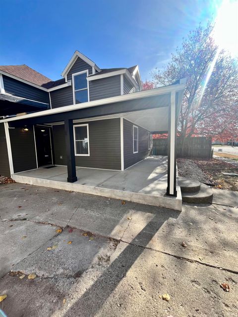 Tiny photo for 1032 S Bell Street, Kokomo, IN 46902 (MLS # 202545456)