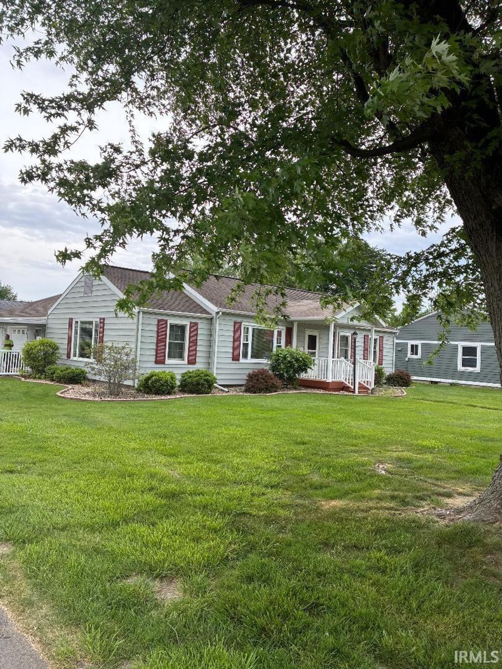 Photo of 489 NE D. street Street, Linton, IN 47441 (MLS # 202615327)