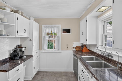 Tiny photo for 424 Miami Club Drive, Mishawaka, IN 46544 (MLS # 202634337)