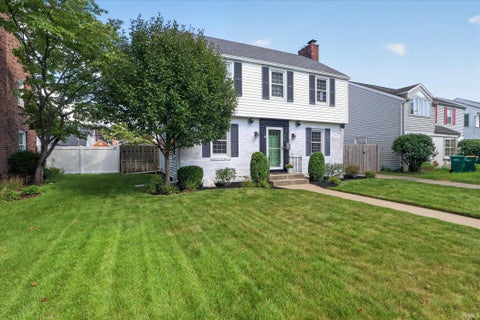 Tiny photo for 424 Miami Club Drive, Mishawaka, IN 46544 (MLS # 202634337)
