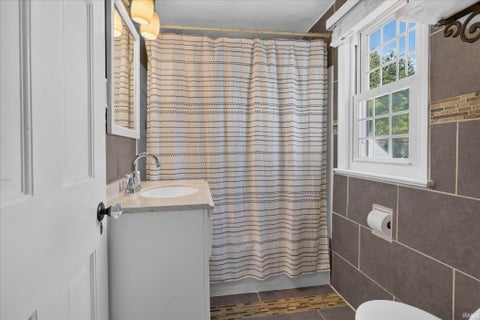 Tiny photo for 424 Miami Club Drive, Mishawaka, IN 46544 (MLS # 202634337)