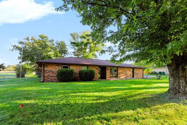 10928 W JACKSON ST, MUNCIE, IN 47304 - Image 3e3c824279e6539928a067f2e65e68bb/1929557928