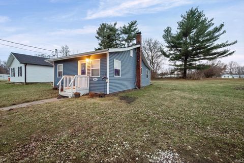 Tiny photo for 2842 S County Rd 475 E, Logansport, IN 46947 (MLS # 202601333)