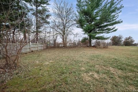 Tiny photo for 2842 S County Rd 475 E, Logansport, IN 46947 (MLS # 202601333)