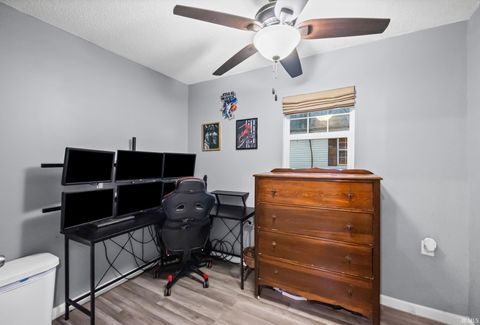 Tiny photo for 2842 S County Rd 475 E, Logansport, IN 46947 (MLS # 202601333)