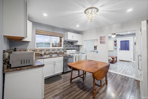 Tiny photo for 2842 S County Rd 475 E, Logansport, IN 46947 (MLS # 202601333)