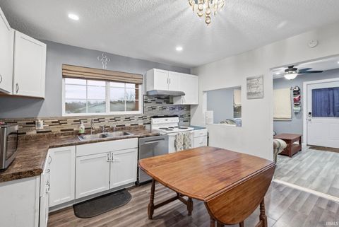 Tiny photo for 2842 S County Rd 475 E, Logansport, IN 46947 (MLS # 202601333)