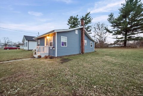 Tiny photo for 2842 S County Rd 475 E, Logansport, IN 46947 (MLS # 202601333)