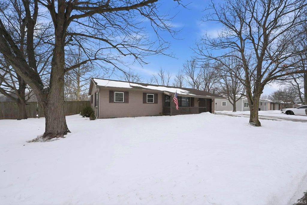 Photo of 705 Maxine Drive, Ossian, IN 46777 (MLS # 202603770)
