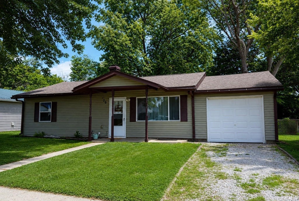 Photo of 26 Center Drive, Crawfordsville, IN 47933 (MLS # 202635825)