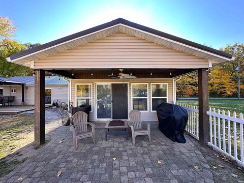 Tiny photo for 11044 N Landings Road, Monticello, IN 47960 (MLS # 202547298)